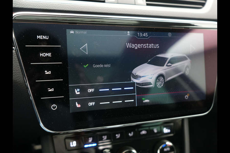 Škoda Superb Combi 1.4 TSI iV Laurin & Klement Plug in Hybrid 218pk PHEV | Trekhaak af Fabriek | Panodak | Carplay |  Lederen Stoelen Memory/Massage | Adaptive Cruise | Sfeerverlichting | 360 Camera | Crystal LED | Virtual | Premium Audio | DAB |
