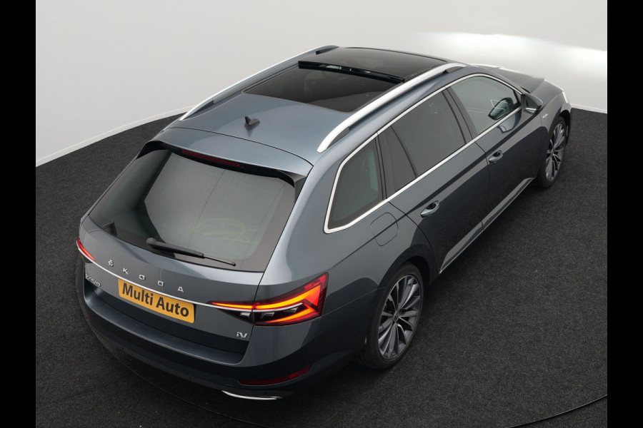 Škoda Superb Combi 1.4 TSI iV Laurin & Klement Plug in Hybrid 218pk PHEV | Trekhaak af Fabriek | Panodak | Carplay |  Lederen Stoelen Memory/Massage | Adaptive Cruise | Sfeerverlichting | 360 Camera | Crystal LED | Virtual | Premium Audio | DAB |
