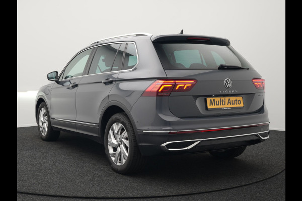 Volkswagen Tiguan 1.4 TSI Elegance Plug In Hybrid 245pk | PHEV | Trekhaak af Fabriek | Adaptive Cruise | Stuur/Stoel Verwarming | IQ Light | 18"L.M |  Carplay | Camera | Digitaal Cockpit |