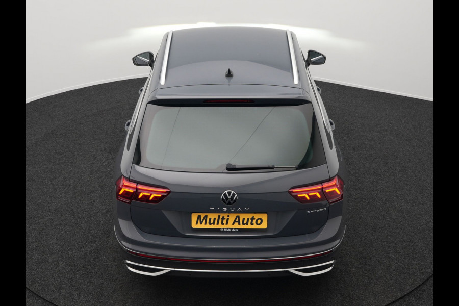 Volkswagen Tiguan 1.4 TSI Elegance Plug In Hybrid 245pk | PHEV | Trekhaak af Fabriek | Adaptive Cruise | Stuur/Stoel Verwarming | IQ Light | 18"L.M |  Carplay | Camera | Digitaal Cockpit |
