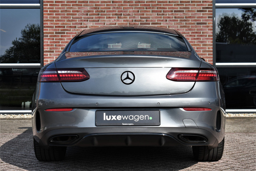 Mercedes-Benz E-Klasse Coupé 200 AMG Line Facelift | Night | Widescreen | Camera