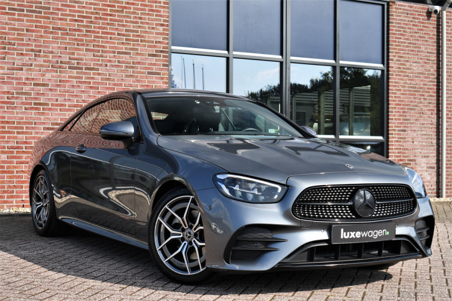 Mercedes-Benz E-Klasse Coupé 200 AMG Line Facelift | Night | Widescreen | Camera