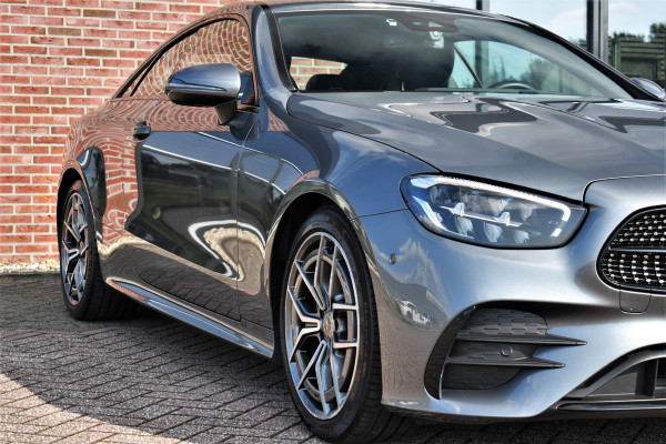 Mercedes-Benz E-Klasse Coupé 200 AMG Line Facelift | Night | Widescreen | Camera