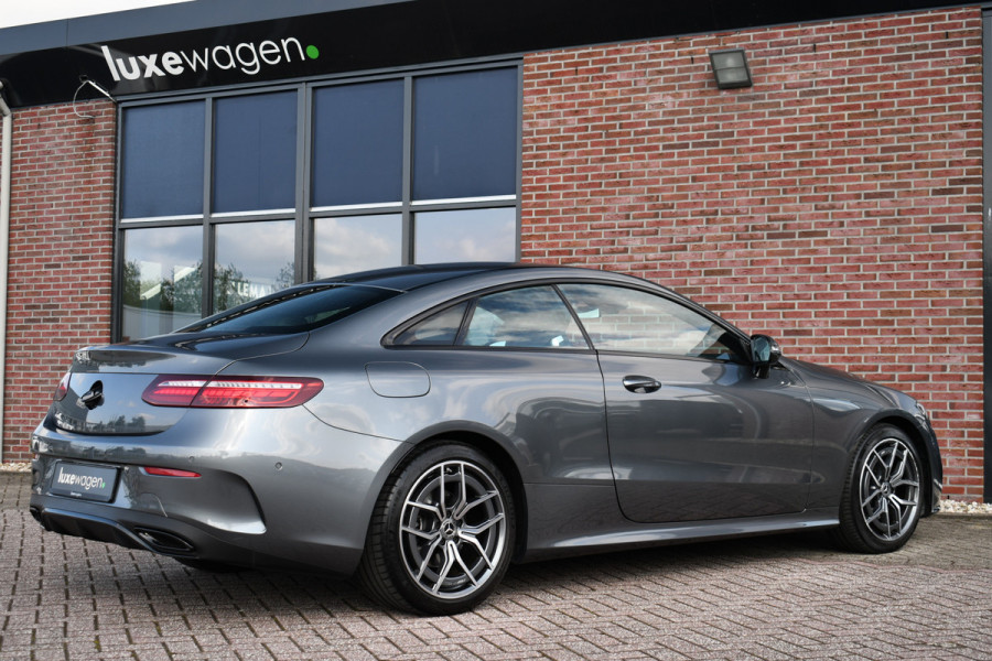 Mercedes-Benz E-Klasse Coupé 200 AMG Line Facelift | Night | Widescreen | Camera