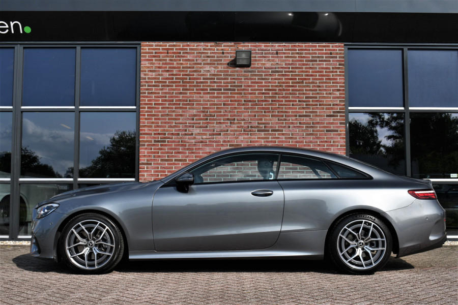 Mercedes-Benz E-Klasse Coupé 200 AMG Line Facelift | Night | Widescreen | Camera