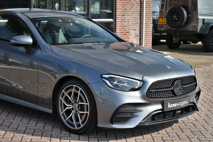 Mercedes-Benz E-Klasse Coupé 200 AMG Line Facelift | Night | Widescreen | Camera