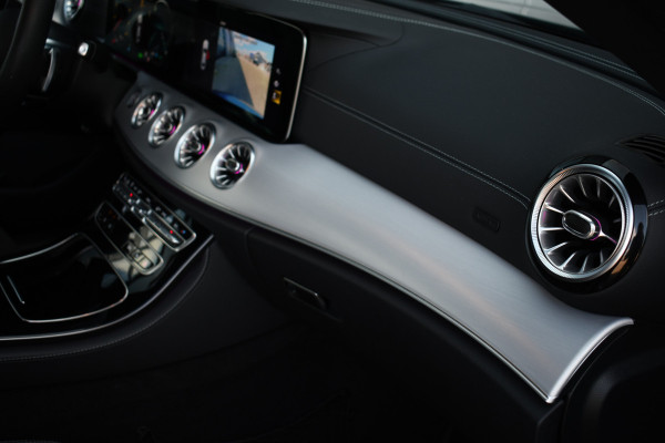 Mercedes-Benz E-Klasse Coupé 200 AMG Line Facelift | Night | Widescreen | Camera