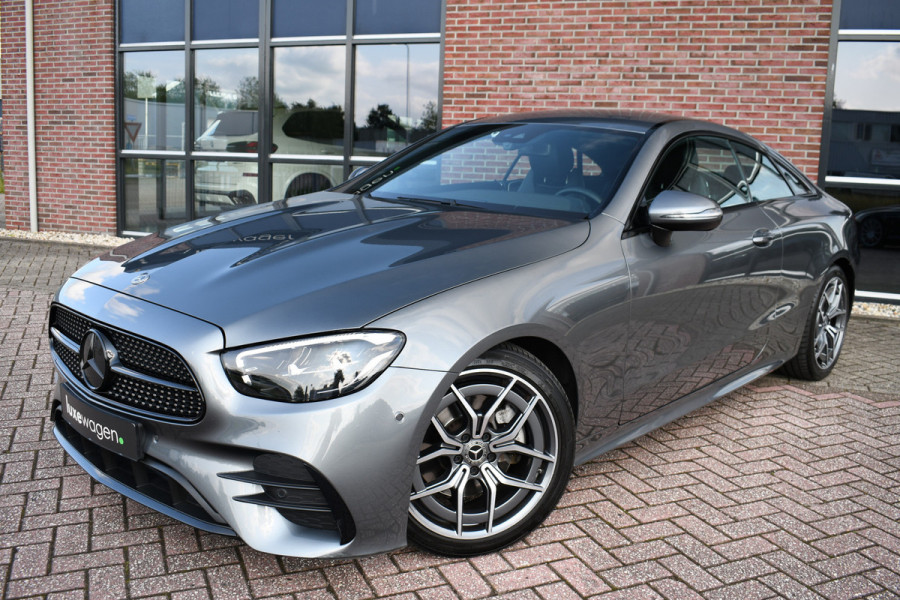 Mercedes-Benz E-Klasse Coupé 200 AMG Line Facelift | Night | Widescreen | Camera