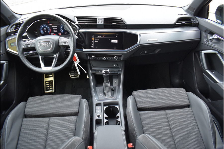 Audi Q3 35 TFSI S-Line Black Ed Matrix Leder Trekhaak Apple Carplay 19 Inch