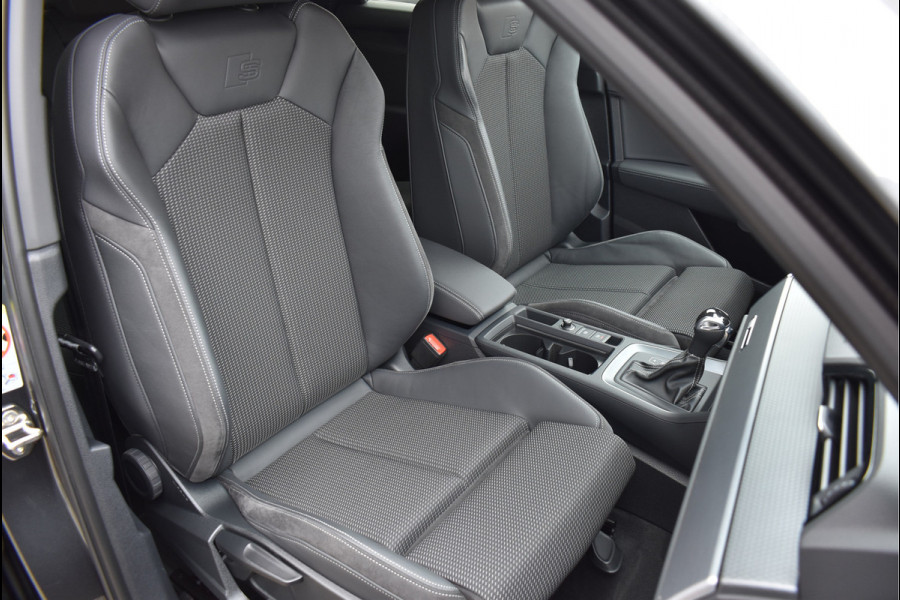 Audi Q3 35 TFSI S-Line Black Ed Matrix Leder Trekhaak Apple Carplay 19 Inch