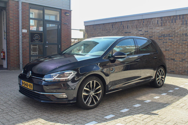 Volkswagen Golf 1.4 TSI Highl Busi R-line | ACC | Camera | Stoel VW | Carplay