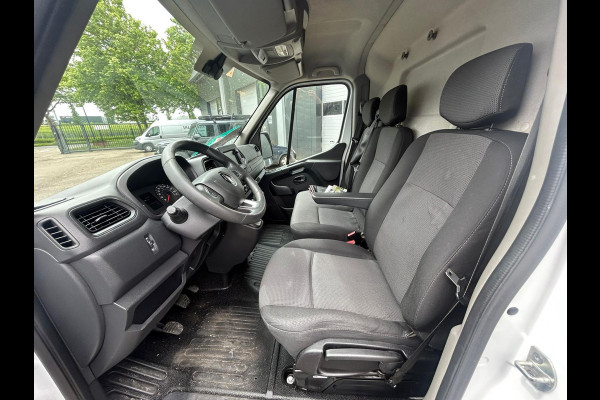 Renault Master T35 2.3 dCi 180 L2H3 Energy