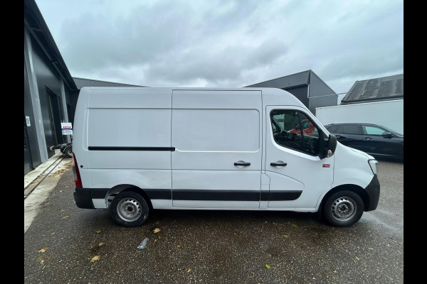 Renault Master T35 2.3 dCi 180 L2H3 Energy