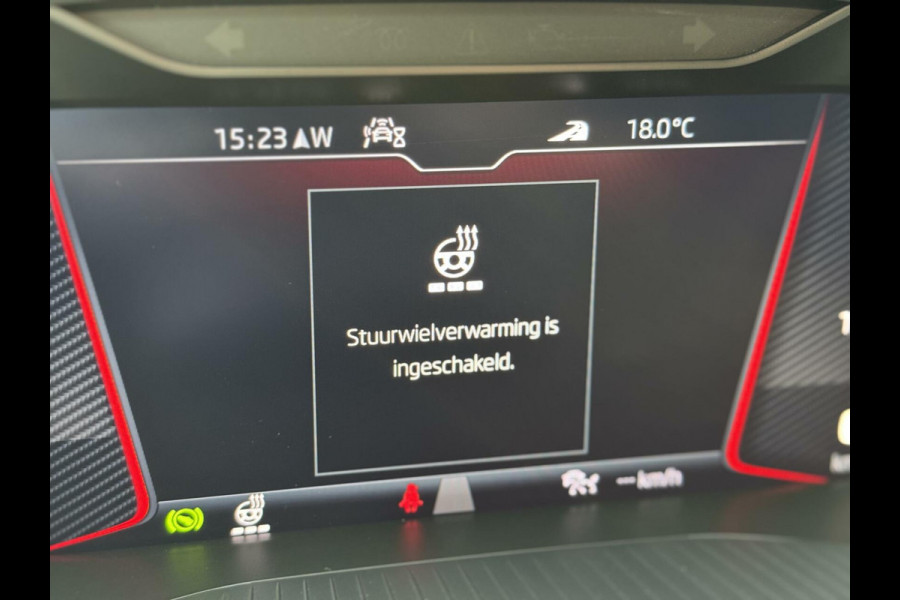 Škoda Kodiaq 1.5 TSI Sportline 7-persoons Automaat | Trekhaak uitklapbaar | Voorstoelen en achterbank verwarmd | Adaptief demping systeem | N