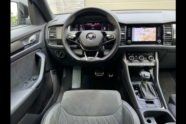 Škoda Kodiaq 1.5 TSI Sportline 7-persoons Automaat | Trekhaak uitklapbaar | Voorstoelen en achterbank verwarmd | Adaptief demping systeem | N