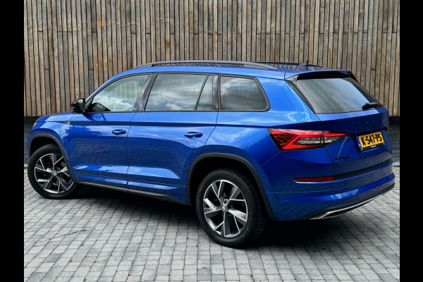 Škoda Kodiaq 1.5 TSI Sportline 7-persoons Automaat | Trekhaak uitklapbaar | Voorstoelen en achterbank verwarmd | Adaptief demping systeem | N