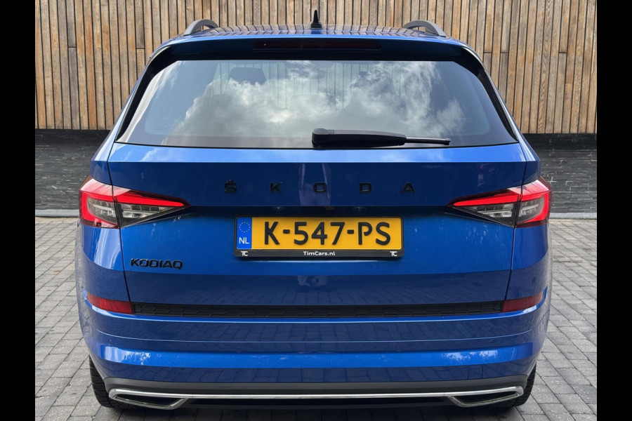 Škoda Kodiaq 1.5 TSI Sportline 7-persoons Automaat | Trekhaak uitklapbaar | Voorstoelen en achterbank verwarmd | Adaptief demping systeem | N