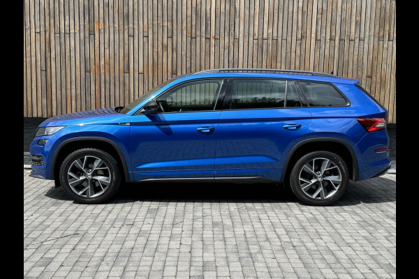 Škoda Kodiaq 1.5 TSI Sportline 7-persoons Automaat | Trekhaak uitklapbaar | Voorstoelen en achterbank verwarmd | Adaptief demping systeem | N