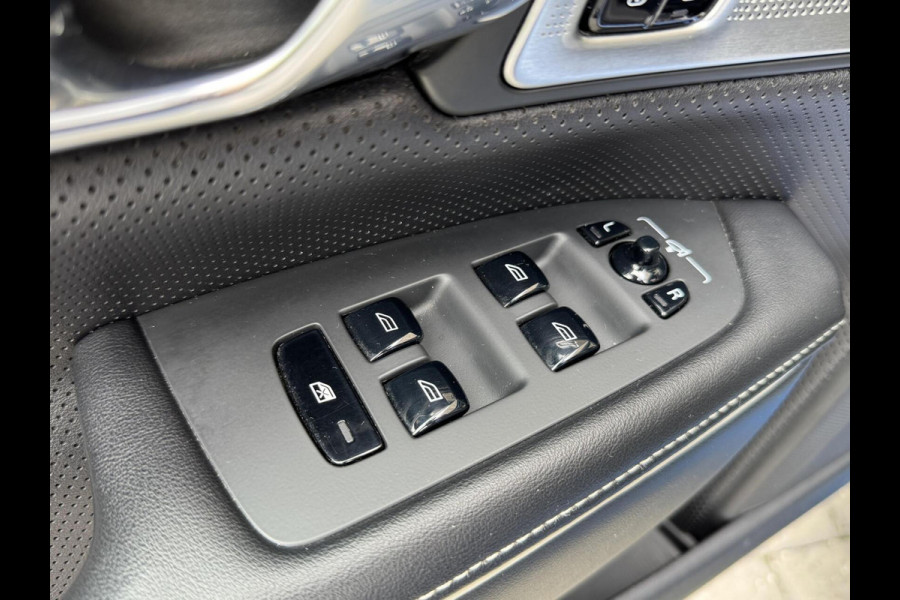Volvo V90 2.0 D3 R-Design Automaat | Panoramadak | Volleer | Camera met rondomzicht | Bowers&Wilkins | Adaptieve cruise control | Head-up