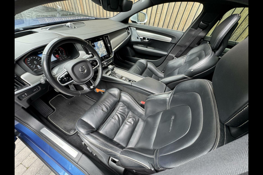 Volvo V90 2.0 D3 R-Design Automaat | Panoramadak | Volleer | Camera met rondomzicht | Bowers&Wilkins | Adaptieve cruise control | Head-up