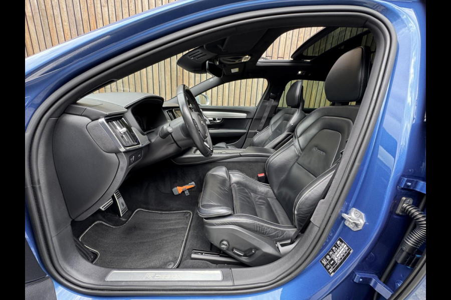 Volvo V90 2.0 D3 R-Design Automaat | Panoramadak | Volleer | Camera met rondomzicht | Bowers&Wilkins | Adaptieve cruise control | Head-up