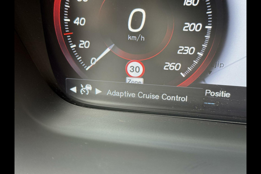Volvo V90 2.0 D3 R-Design Automaat | Panoramadak | Volleer | Camera met rondomzicht | Bowers&Wilkins | Adaptieve cruise control | Head-up
