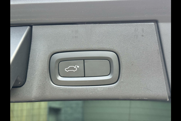 Volvo V90 2.0 D3 R-Design Automaat | Panoramadak | Volleer | Camera met rondomzicht | Bowers&Wilkins | Adaptieve cruise control | Head-up