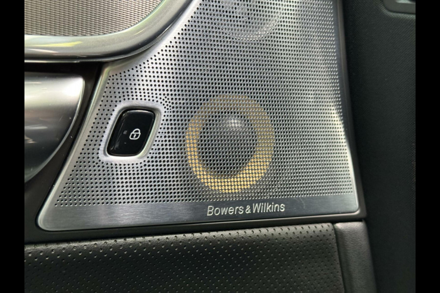 Volvo V90 2.0 D3 R-Design Automaat | Panoramadak | Volleer | Camera met rondomzicht | Bowers&Wilkins | Adaptieve cruise control | Head-up