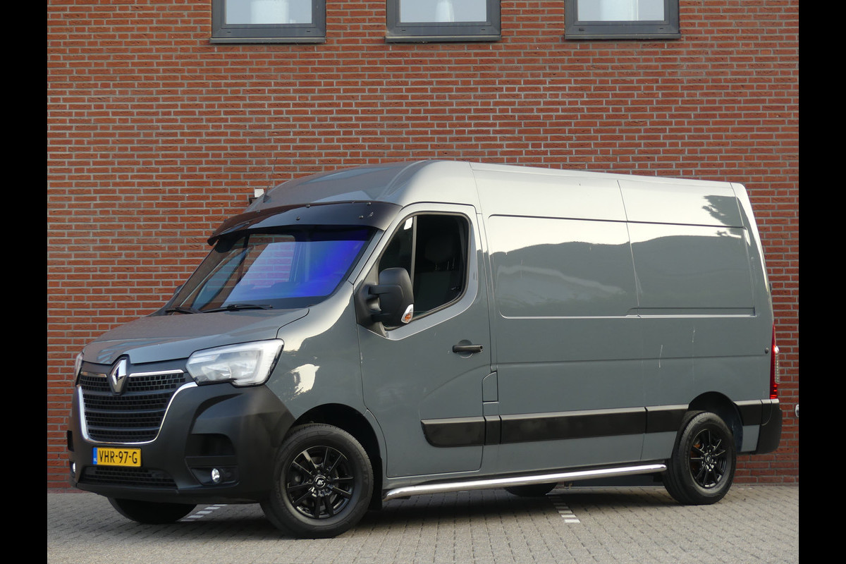 Renault Master T35 2.3 dCi 135 L2H2 Camera/Trekhaak/Navigatie Renault Master T35 2.3 dCi 135 L2H2 Camera/Trekhaak/Navigatie