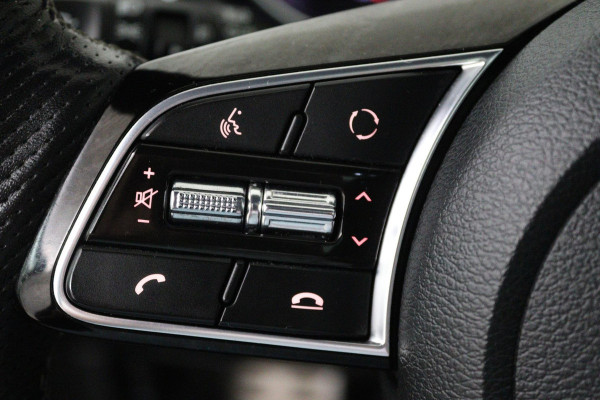 Kia ProCeed 1.4 T-GDI GT-Line (PANORAMADAK, STOEL-/STUURVERWARMING, CAMERA, CARPLAY, LED)