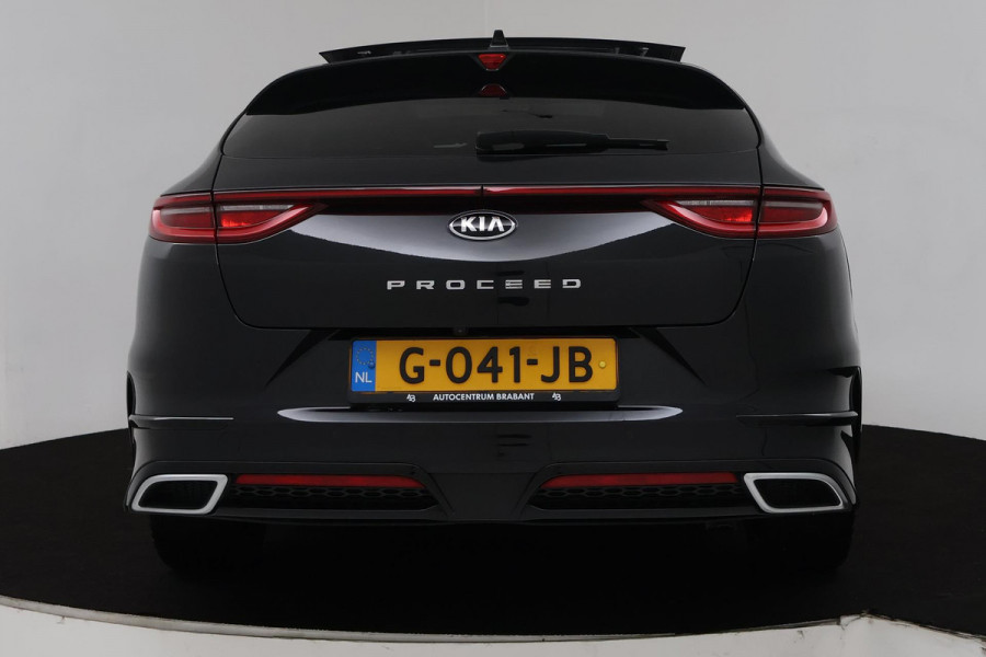 Kia ProCeed 1.4 T-GDI GT-Line (PANORAMADAK, STOEL-/STUURVERWARMING, CAMERA, CARPLAY, LED)
