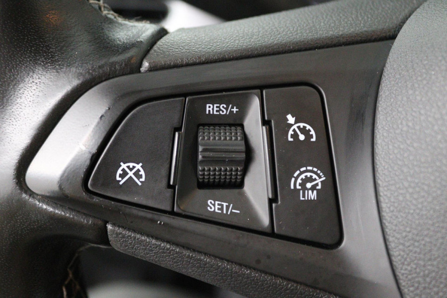 Opel Astra Sports Tourer 1.4 Turbo Business+ (TREKHAAK, NAVIGATIE, LED, MULTIMEDIA , STUURBEDIENING)