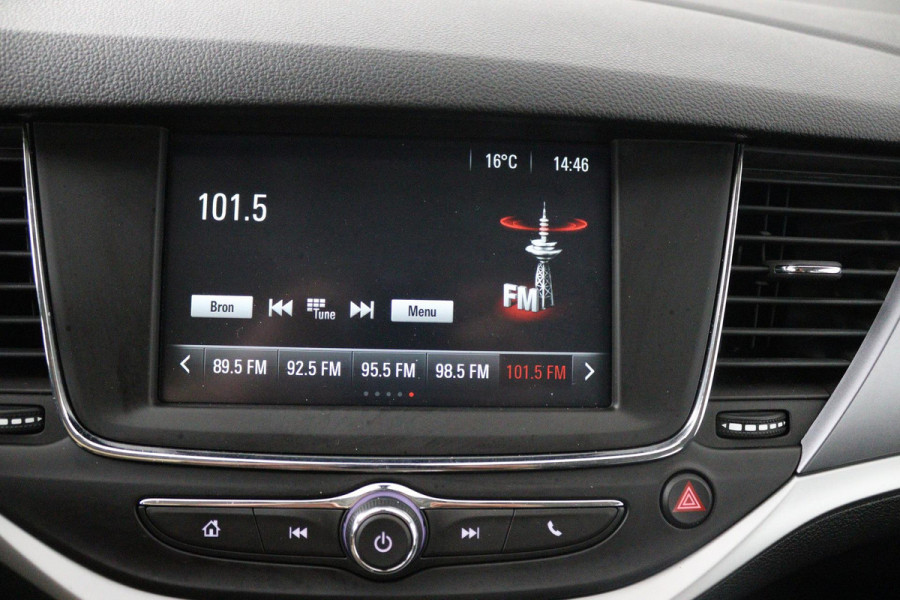 Opel Astra Sports Tourer 1.4 Turbo Business+ (TREKHAAK, NAVIGATIE, LED, MULTIMEDIA , STUURBEDIENING)