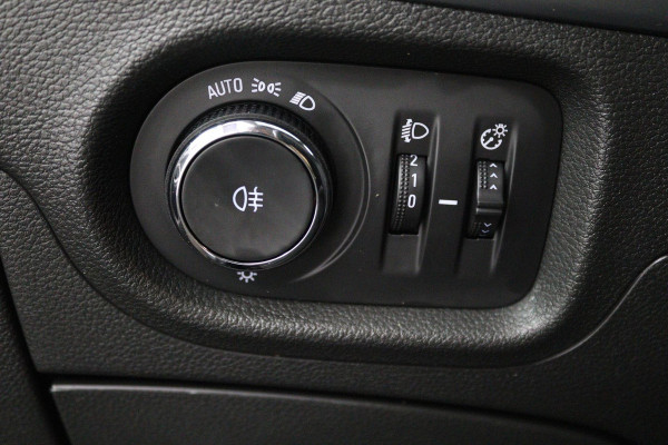 Opel Astra Sports Tourer 1.4 Turbo Business+ (TREKHAAK, NAVIGATIE, LED, MULTIMEDIA , STUURBEDIENING)