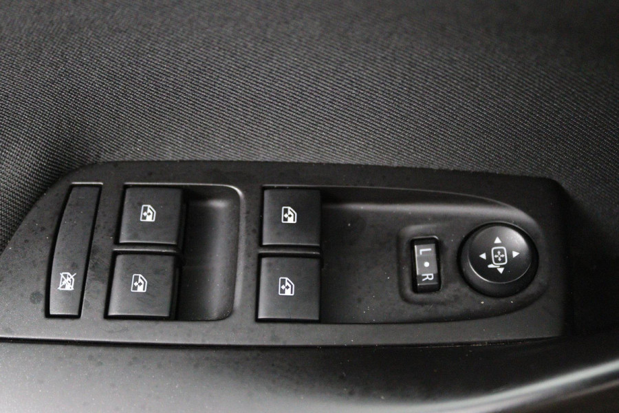 Opel Astra Sports Tourer 1.4 Turbo Business+ (TREKHAAK, NAVIGATIE, LED, MULTIMEDIA , STUURBEDIENING)