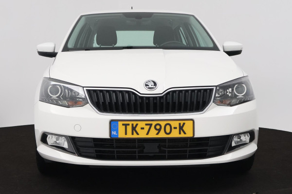 Škoda Fabia 1.0 TSI Clever (LED, NAVIGATIE, STOELVERWARMING, PARKEERSENSOREN, STUURBEDIENING, TREKHAAK)