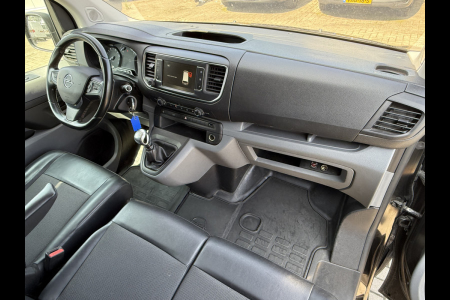 Opel Vivaro 2.0 CDTI 150PK EURO6 L3H1 Achteruitrijcamera/Trekhaak/navigatie systeem/cruise control
