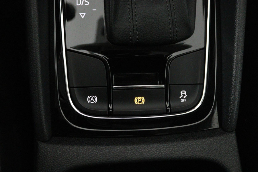 Škoda Kodiaq 1.5 TSI Style Business (PANORAMADAK, STOELVERWARMING, ACHTERUITRIJCAMERA, CARPLAY, ELEKT. STOELEN)