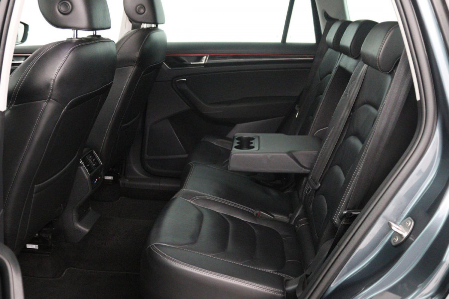 Škoda Kodiaq 1.5 TSI Style Business (PANORAMADAK, STOELVERWARMING, ACHTERUITRIJCAMERA, CARPLAY, ELEKT. STOELEN)