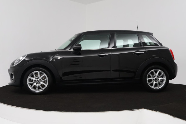 MINI Mini 1.5 One Pepper Automaat (NAVIGATIE, LED, STUURBEDIENING, CRUISE, MULTIMEDIA, 1e EIGENAAR, GOED ONDERHOUDEN)