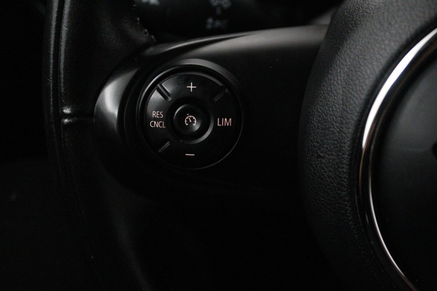 MINI Mini 1.5 One Pepper Automaat (NAVIGATIE, LED, STUURBEDIENING, CRUISE, MULTIMEDIA, 1e EIGENAAR, GOED ONDERHOUDEN)