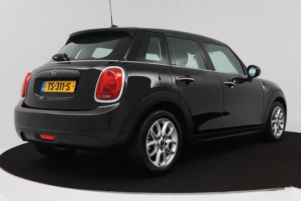 MINI Mini 1.5 One Pepper Automaat (NAVIGATIE, LED, STUURBEDIENING, CRUISE, MULTIMEDIA, 1e EIGENAAR, GOED ONDERHOUDEN)