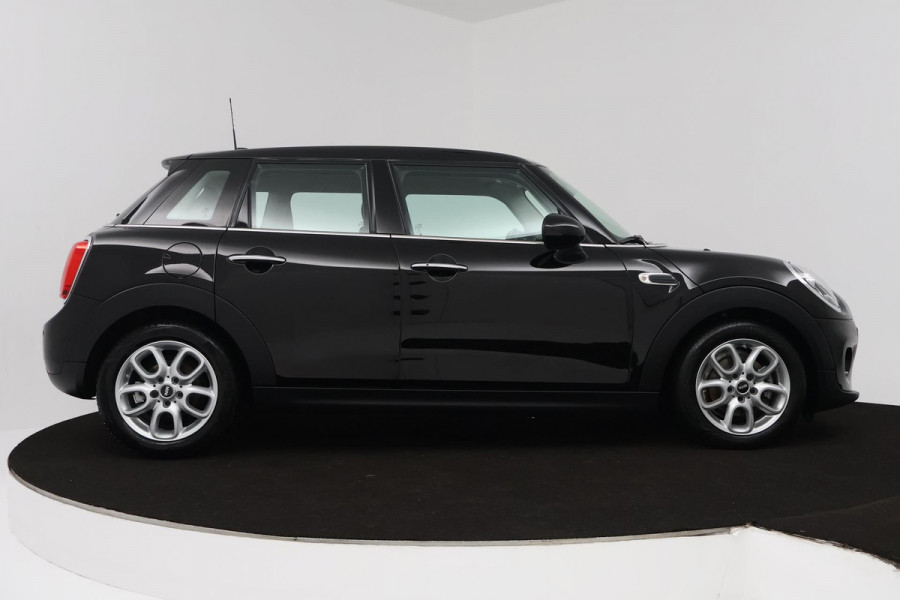 MINI Mini 1.5 One Pepper Automaat (NAVIGATIE, LED, STUURBEDIENING, CRUISE, MULTIMEDIA, 1e EIGENAAR, GOED ONDERHOUDEN)