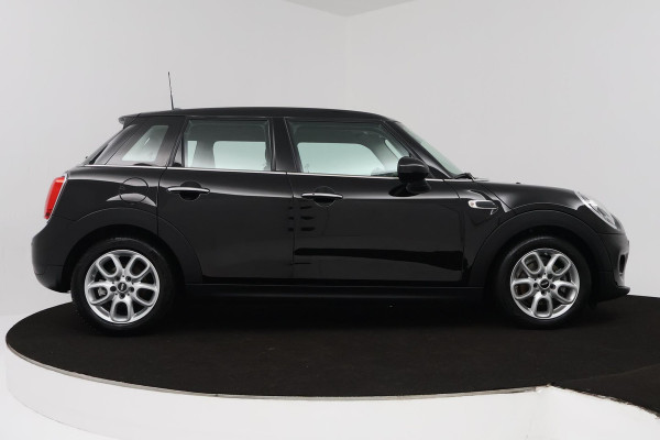 MINI Mini 1.5 One Pepper Automaat (NAVIGATIE, LED, STUURBEDIENING, CRUISE, MULTIMEDIA, 1e EIGENAAR, GOED ONDERHOUDEN)
