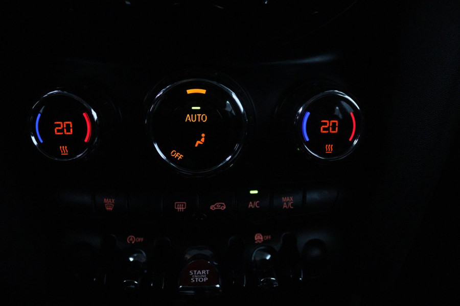 MINI Mini 1.5 One Pepper Automaat (NAVIGATIE, LED, STUURBEDIENING, CRUISE, MULTIMEDIA, 1e EIGENAAR, GOED ONDERHOUDEN)
