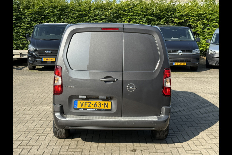 Opel Combo 1.5D 102PK EURO6 L1H1 Navigatie systeem/cruise control/stoel verwarming