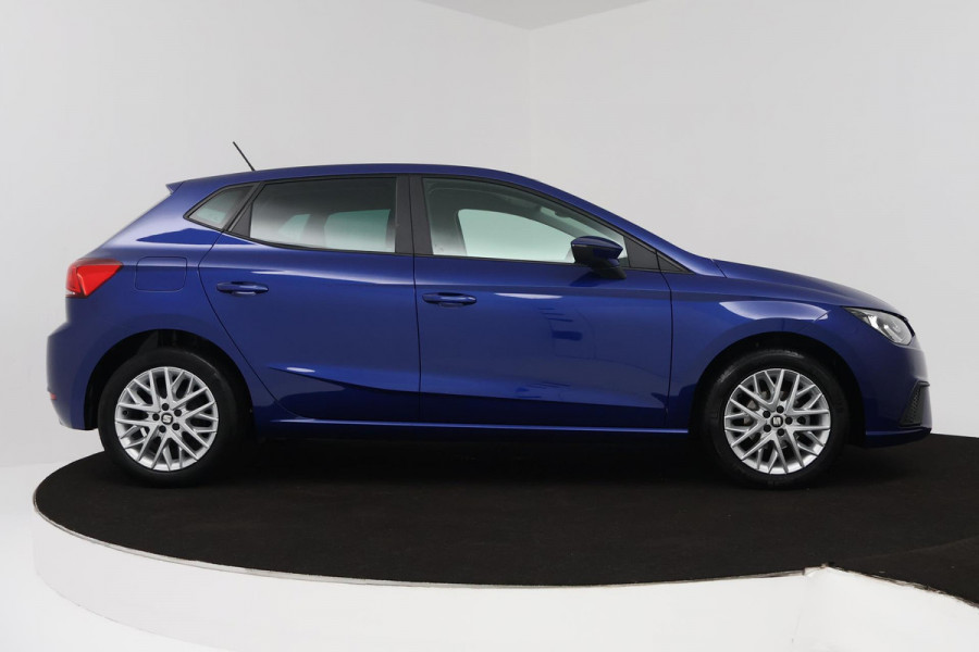 Seat Ibiza 1.0 TSI Style Business Intense (DIGITALE COCKPIT, CLIMA, NAVIGATIE, CAMERA, PDC, GOED ONDERHOUDEN)
