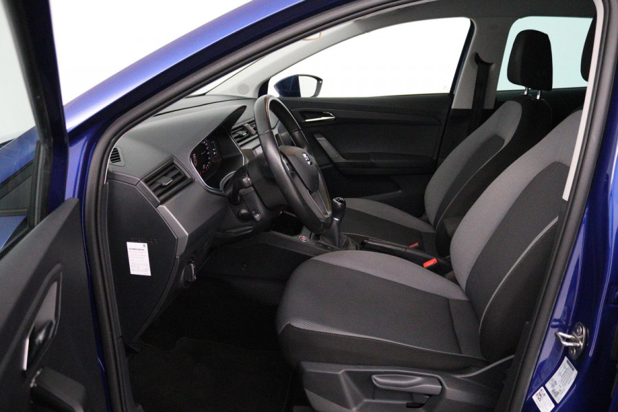 Seat Ibiza 1.0 TSI Style Business Intense (DIGITALE COCKPIT, CLIMA, NAVIGATIE, CAMERA, PDC, GOED ONDERHOUDEN)