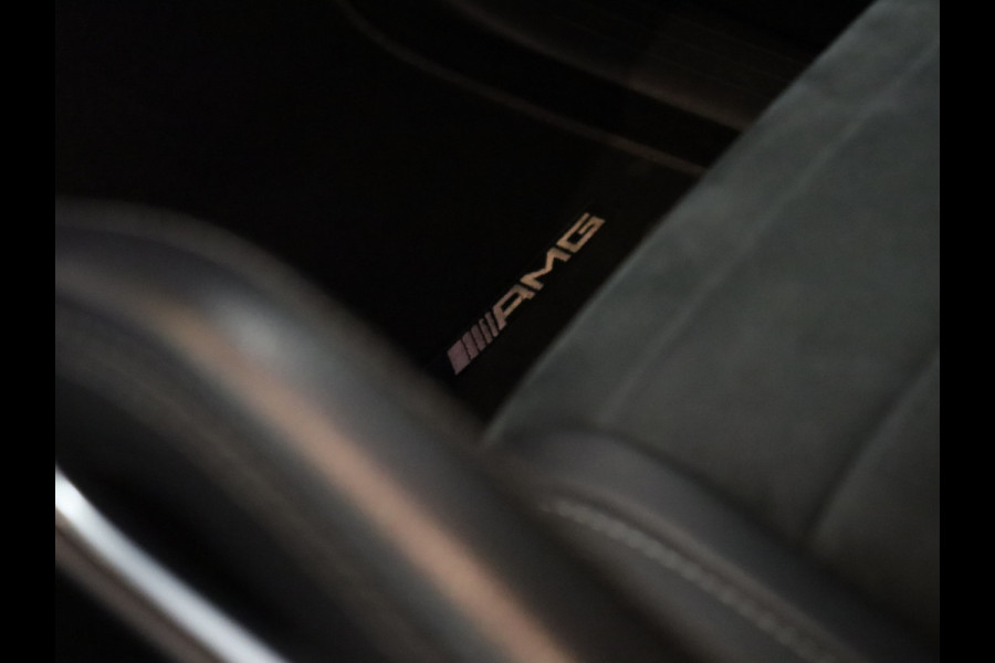 Mercedes-Benz GLE 350 e 4MATIC AMG [APPLE CARPLAY, AIRMATIC, CAMERA + TOP VIEUW, ADAPTIVE CRUISE CONTROL, DIGITAL DASH, SFEERVERLICHTING, STOELVERWARMING, ELEKTRISCHE STOELEN, FLIPPERS, TREKHAAK, NAVIGATIE, NIEUWSTAAT]