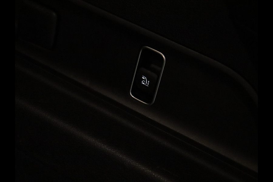 Mercedes-Benz GLE 350 e 4MATIC AMG [APPLE CARPLAY, AIRMATIC, CAMERA + TOP VIEUW, ADAPTIVE CRUISE CONTROL, DIGITAL DASH, SFEERVERLICHTING, STOELVERWARMING, ELEKTRISCHE STOELEN, FLIPPERS, TREKHAAK, NAVIGATIE, NIEUWSTAAT]